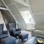 Hotel-restaurant Thuis!