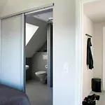 Hotel-restaurant Thuis! Отель 3*