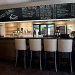 Hotel-restaurant Thuis! 3*