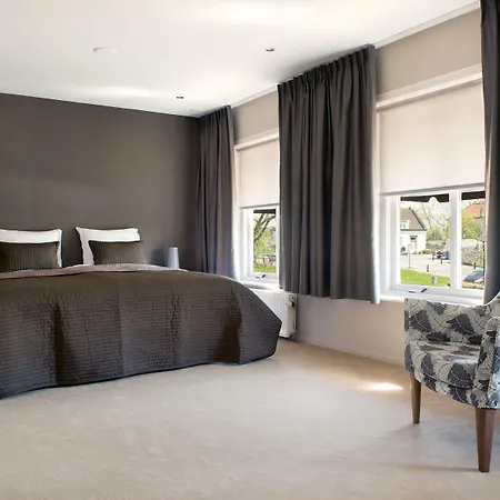 Hotel-restaurant Thuis! Hotel 3*