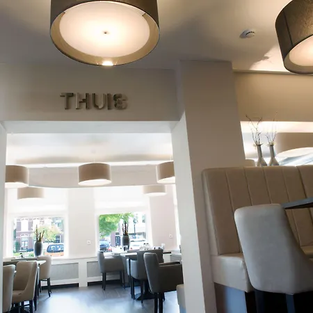 Hotel-restaurant Thuis! Hotel 3*