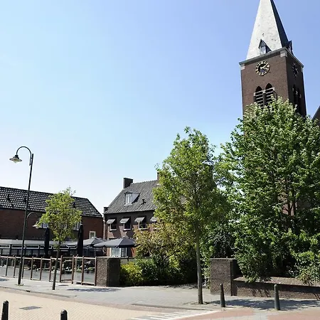 Hotel-restaurant Thuis! 3*