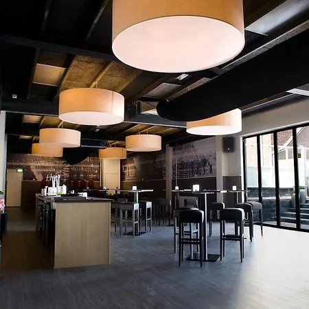 酒店 图依思酒店 - 餐馆 Dinteloord