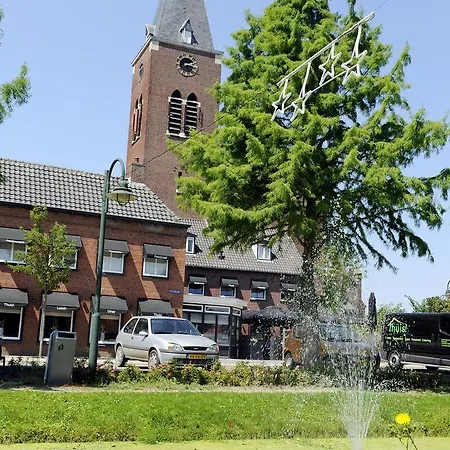 Hotel-restaurant Thuis! 3*