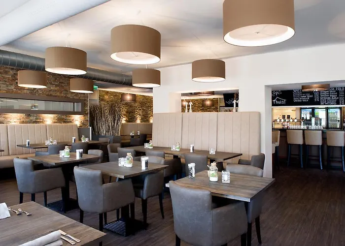 Hotel-restaurant Thuis! Hotel 3*