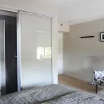 Ξενοδοχείο Hotel-restaurant Thuis! 3*