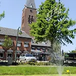 Hotel-restaurant Thuis! 3*