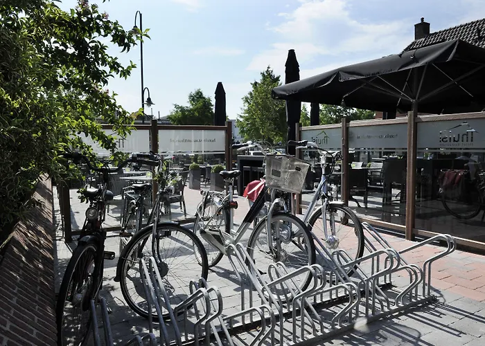 Hotel-restaurant Thuis! Hotel 3*