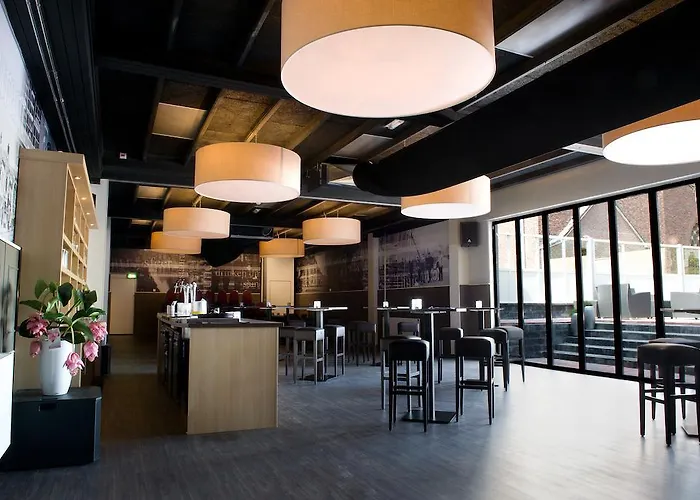 Hotel Hotel-restaurant Thuis! Dinteloord