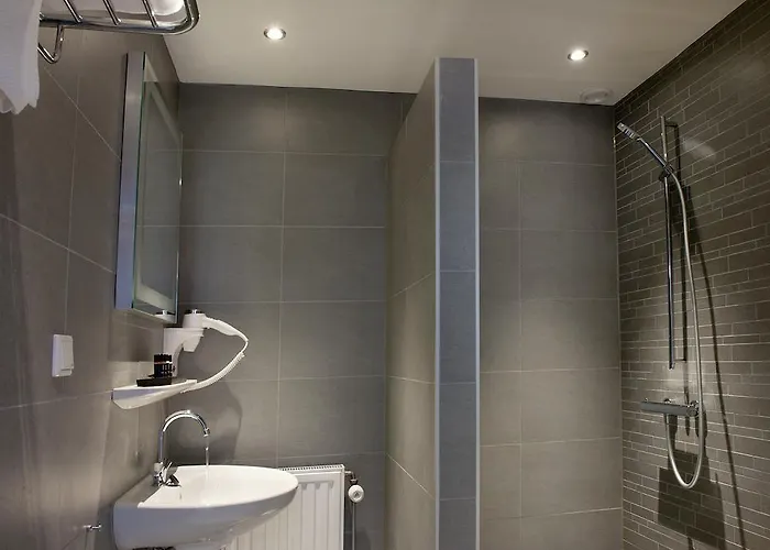 Hotel-restaurant Thuis! 3* Dinteloord